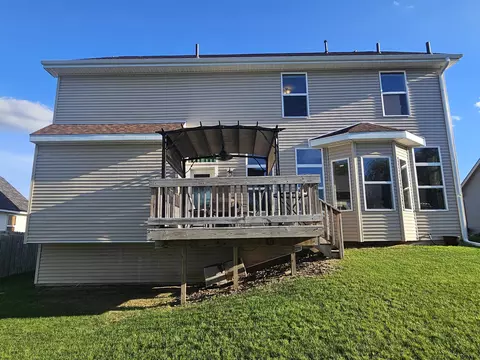 Exterior - 615 Biscayne Pl, Roscoe, IL 61073 photo 4 of 7
