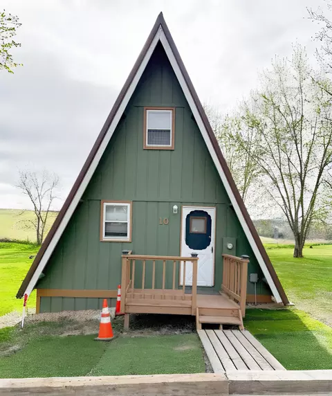 10 Galena Oak, Elizabeth, IL 61028