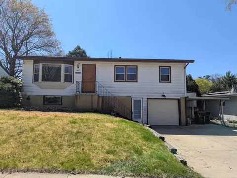 1237 Hillcrest Ln, Freeport, IL 61032 photo 1