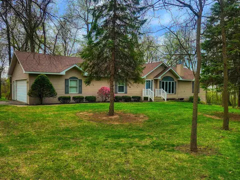 24344 Payne Rd, Shannon, IL 61078