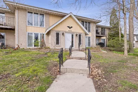 4744 Wolverton Ln, Rockford, IL 61109