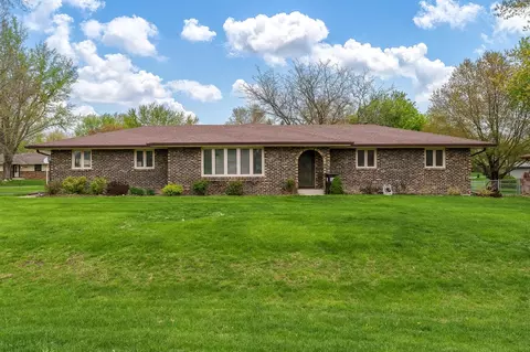 3388 Cavendish Ct, Rockford, IL 61109