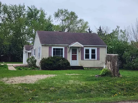 337 Superior Ave, Machesney Park, IL 61115