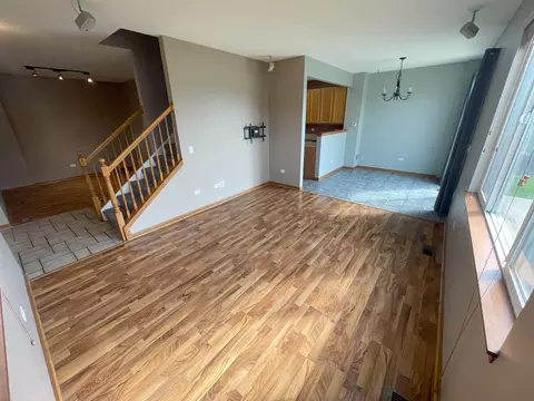 612 Legend Ln, Mchenry, IL 60050 photo 6