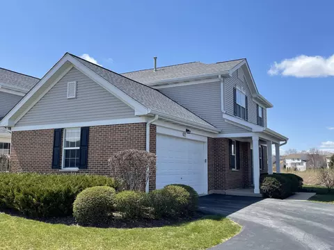 612 Legend Ln, Mchenry, IL 60050 photo 2