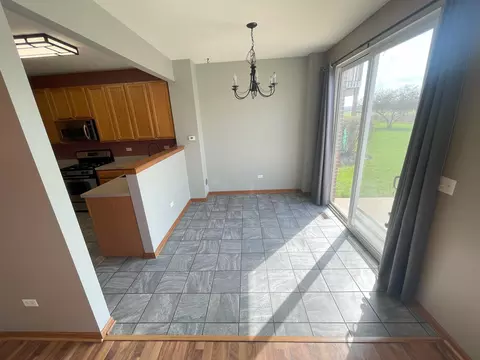 612 Legend Ln, Mchenry, IL 60050 photo 7