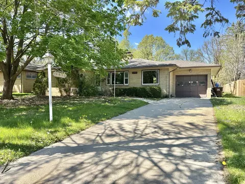 1507 Kay Ave, Rockford, IL 61103