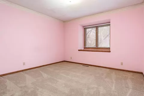 10245 Tybow Trl, Roscoe, IL 61073 photo 38