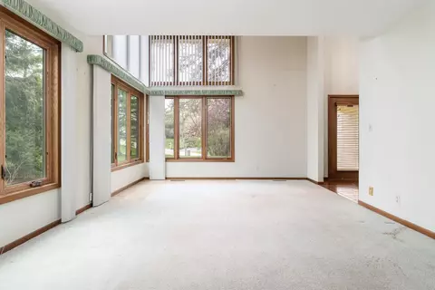 10245 Tybow Trl, Roscoe, IL 61073 photo 8