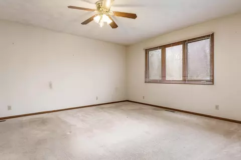 10245 Tybow Trl, Roscoe, IL 61073 photo 30