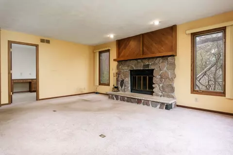 10245 Tybow Trl, Roscoe, IL 61073 photo 23