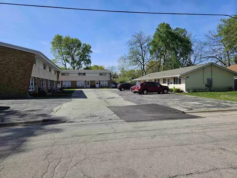 531 Pearl Ave, Loves Park, IL 61111