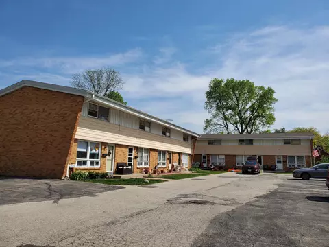 535 Pearl Ave, Loves Park, IL 61111