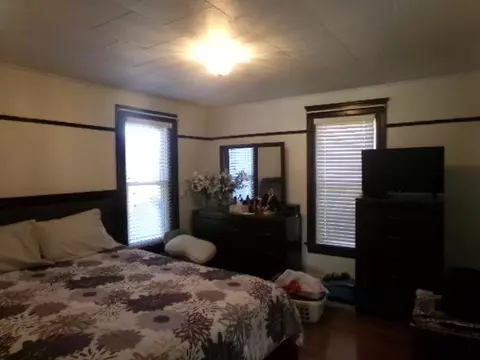 Bedroom - 514 E Iroquois, Freeport, IL 61032 photo 3 of 3