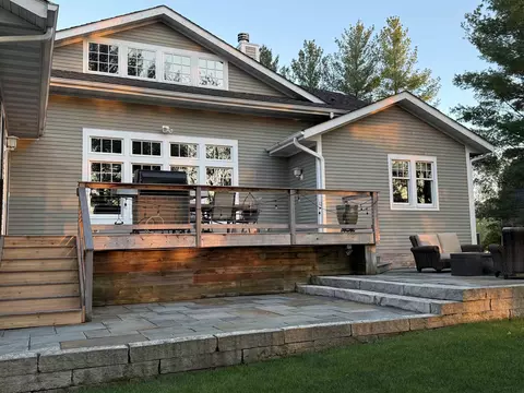 Exterior - 7432 Timber Ridge Rd, Roscoe, IL 61073 photo 2 of 3