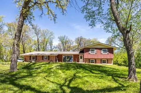 4182 Dawson Lake Rd, Poplar Grove, IL 61065
