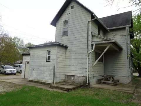308 Genoa St, Cherry Valley, IL 61016 photo 3