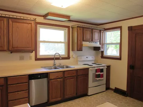 Kitchen - 506 S Garfield St, Leaf River, IL 61047 photo 1 of 1