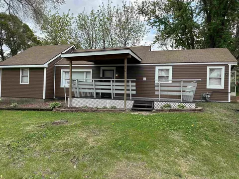 1340 Labelle Ave, Rockford, IL 61101