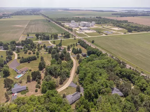 View/Area - 4976 Pheasant Dr, Thomson, IL 61285 photo 4 of 5