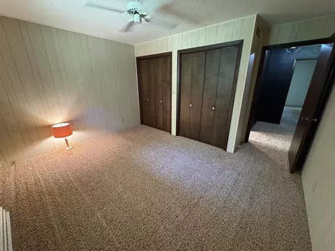 Bedroom - 4976 Pheasant Dr, Thomson, IL 61285 photo 6 of 9