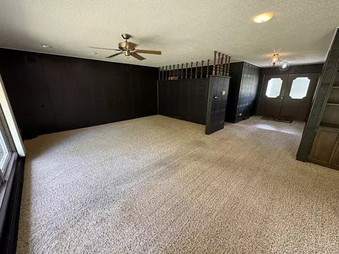 Living - 4976 Pheasant Dr, Thomson, IL 61285 photo 1 of 7