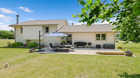 11708 Balsa Ln, Roscoe, IL 61073 photo 37