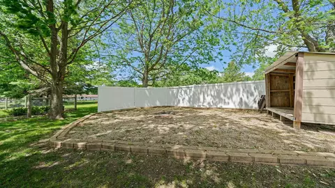 11708 Balsa Ln, Roscoe, IL 61073 photo 34