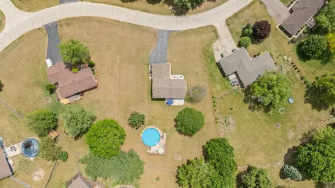 11708 Balsa Ln, Roscoe, IL 61073 photo 42
