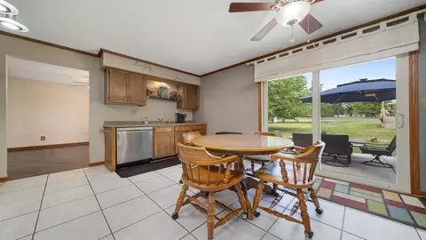 11708 Balsa Ln, Roscoe, IL 61073 photo 10