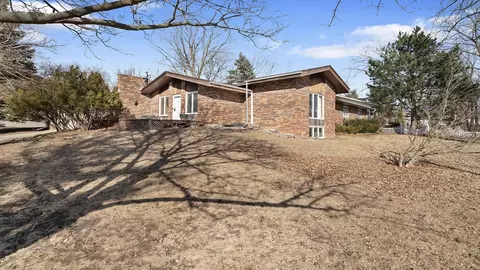 4012 Lisa Dr, Rockford, IL 61114