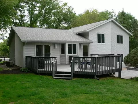 12855 Shawnee Crst, Roscoe, IL 61073 photo 4