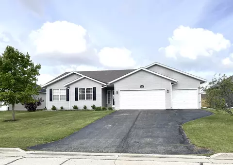 15566 Stonecrest Rd, South Beloit, IL 61080