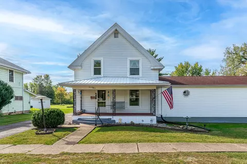 1715 Ontario, Savanna, IL 61074