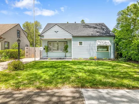 2015 Paradise Blvd, Rockford, IL 61103