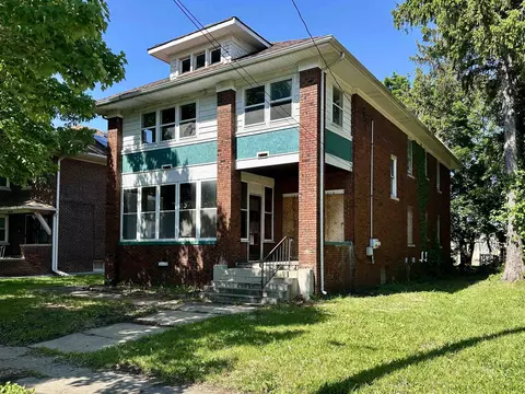 1519 10th St, Rockford, IL 61104