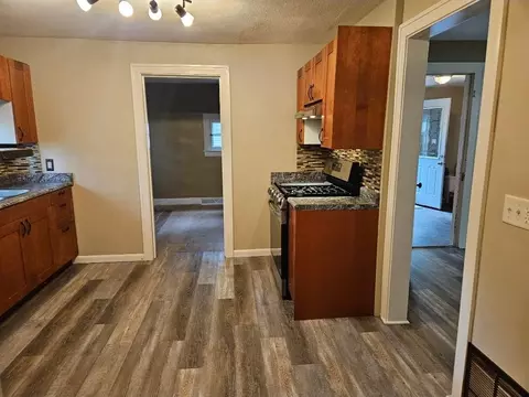 5532 Broad St, Roscoe, IL 61073 photo 13