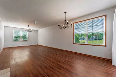 10113 Monarch Rd, Roscoe, IL 61073 photo 5