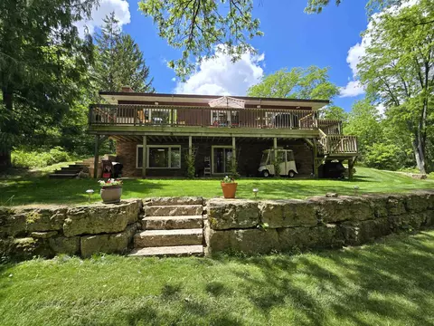 7 A135 Turquoise Ln, Apple River, IL 61001