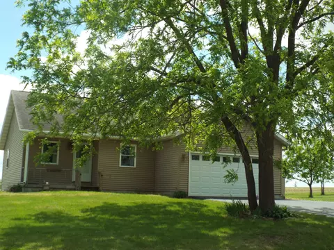 601 W Jefferson St, Warren, IL 61087