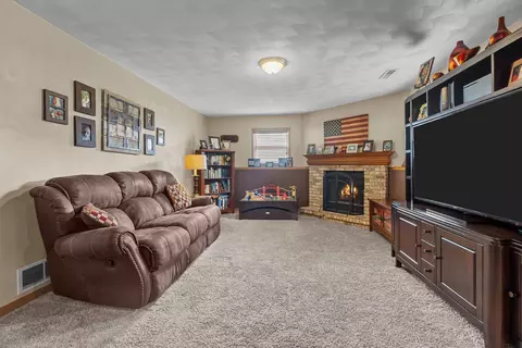 Other - 524 Merilot Dr, Roscoe, IL 61073 photo 2 of 5