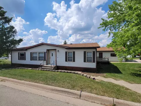 5228 Marble Dr, Loves Park, IL 61111