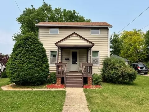 520 W American St, Freeport, IL 61032