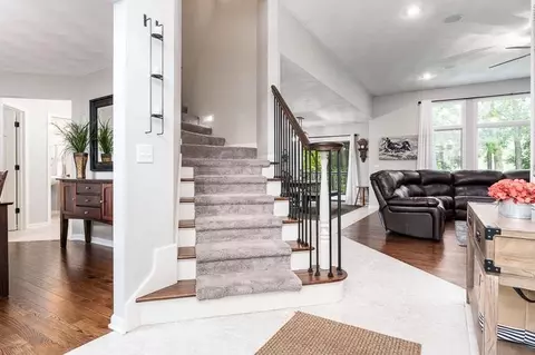 Entry Way - 7527 Mikes Pl, Cherry Valley, IL 61016 photo 2 of 4