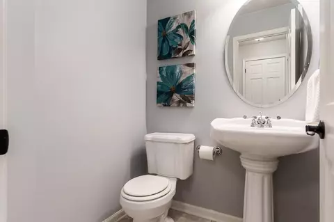Bath - 7527 Mikes Pl, Cherry Valley, IL 61016 photo 1 of 5