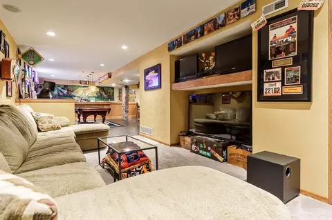 Living - 7527 Mikes Pl, Cherry Valley, IL 61016 photo 6 of 6