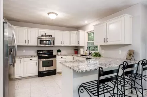 Kitchen - 7527 Mikes Pl, Cherry Valley, IL 61016 photo 1 of 5