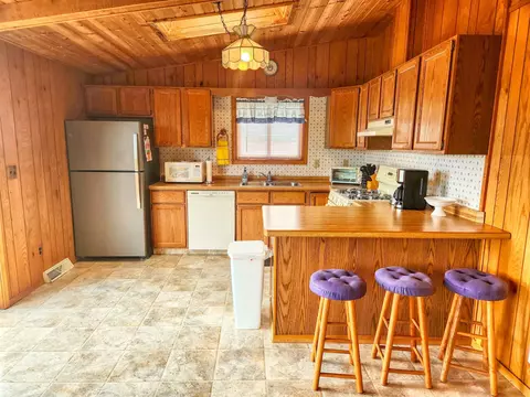 17-65 Lakeview Dr, Lanark, IL 61046 photo 2