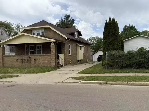 910 S Chicago Ave, Freeport, IL 61032 photo 1