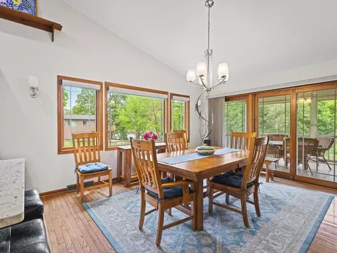 Dining - 1403 Pier Dr, Lake Summerset, IL 61019 photo 3 of 4